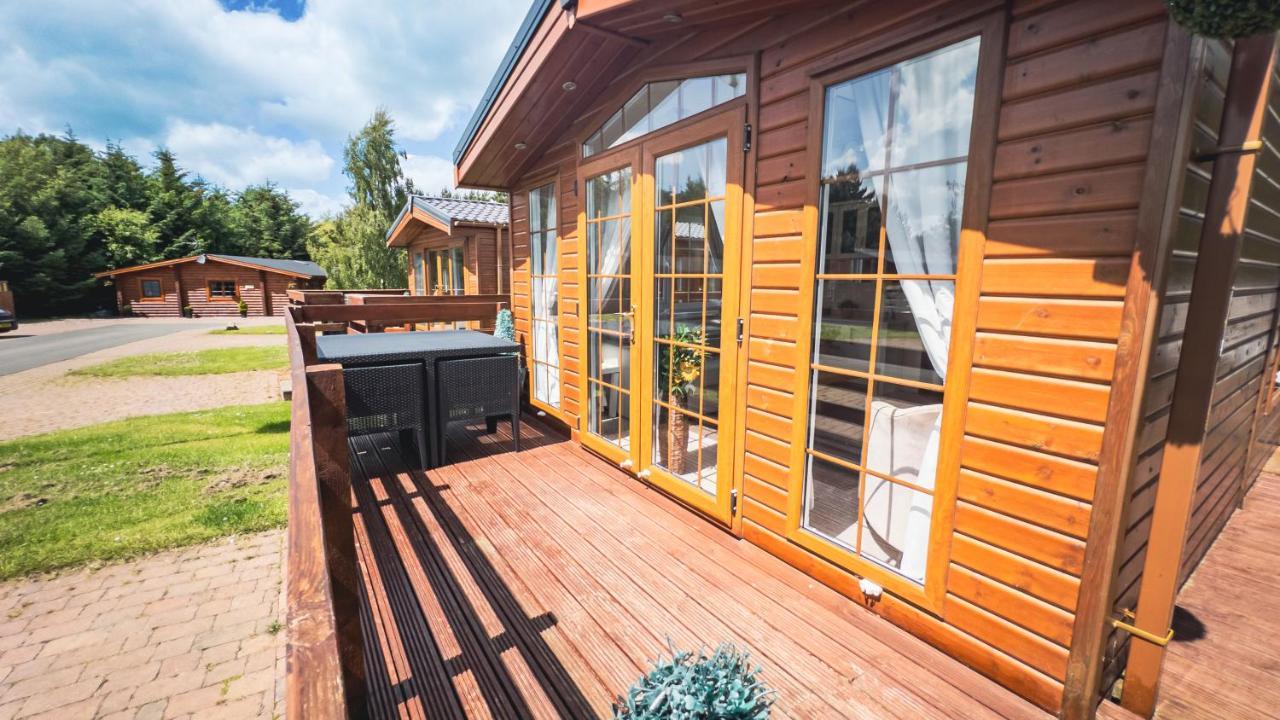 Angie'S Haven, Superb 2 Bedroom Lodge With Hot Tub - Sleeps 6 - Felmoor Park Morpeth Luaran gambar